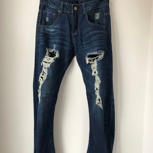 New Brandy Melville Distressed Mom Jeans Size 26